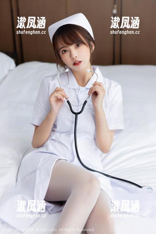 秀人网-木子nana 秀人网 - 初夏的“木子nana夏天”,作品让我恍若置身度假,只是没带泳衣。