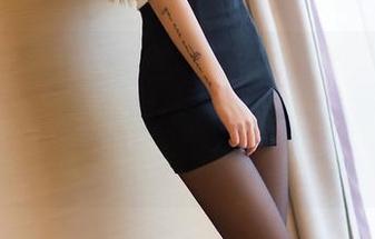 秀人网 – 朱可人(图包)里的女孩，那个眼神，像在讨论天气…我们要不要聊点别的呢？