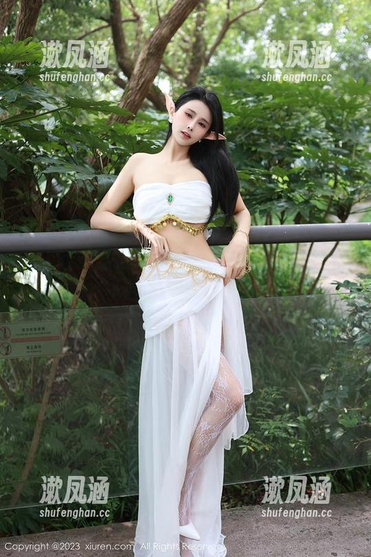 秀人网 - 蕊蕊ruirui的白衬衫，不止于私房原图，一起进入她的时尚小宇宙吧！