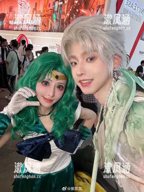 紫氯氯 高清写真里讲述赛贝丝的故事,紫氯氯的风格更是让人浮想联翩。