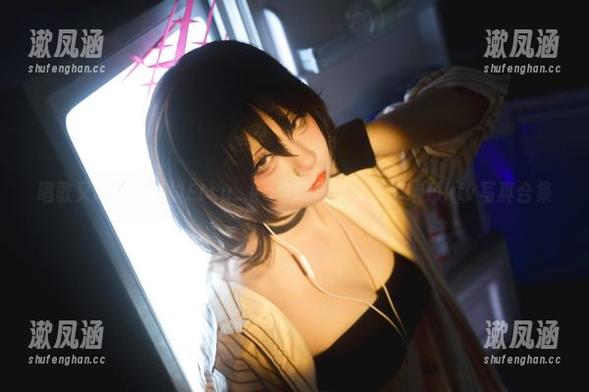 唱歌又唱心：纸悦Etsu_ko与地雷系女子的欢乐ktv写真合集