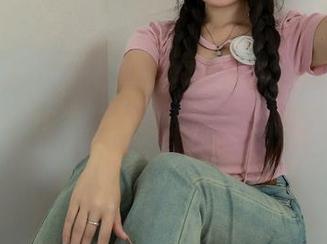 绮梦摄影 – 子涵的美脚高清作品集，上演了怎样的舞姿与优雅？让我想起了某个夏天。。。