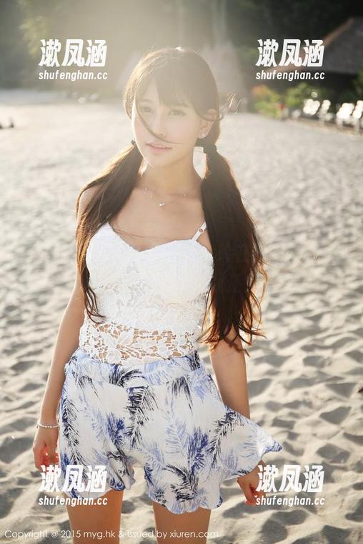 美媛馆-AngelaLee李玲 美媛馆 - AngelaLee李玲在线:新作灰丝,给你满分自信,但我还是得琢磨。