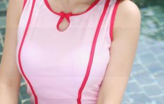 美媛馆 – 看！杨晓青儿的最新图集，办公室的不一样，她总能让我思绪乱飞。