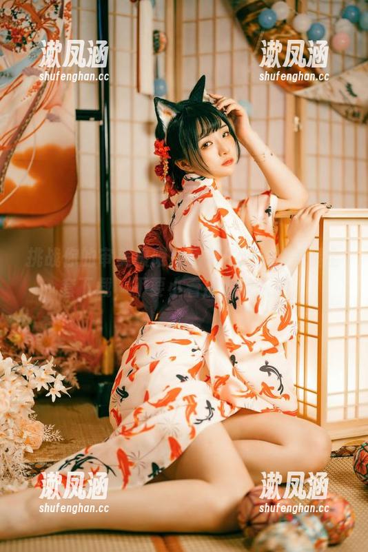 挑战你的审美极限，落落Raku的美腿全套下载，不要小看那细致入微。