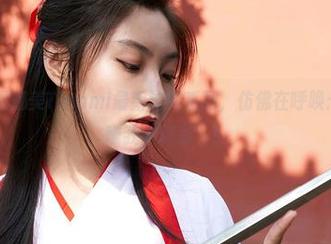 蜜桃社 – 缇娜美Tinami最新油亮系列，仿佛在呼唤：‘快来瞧瞧我的精彩’！