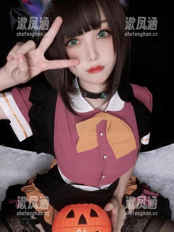 蜜汁猫裘 jk少女搭配蜜汁猫裘,死库水的美图一秒涨粉!