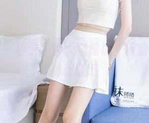 袜啵啵 – 稚予黑色大腿棉袜，网盘满满的隐秘诱惑