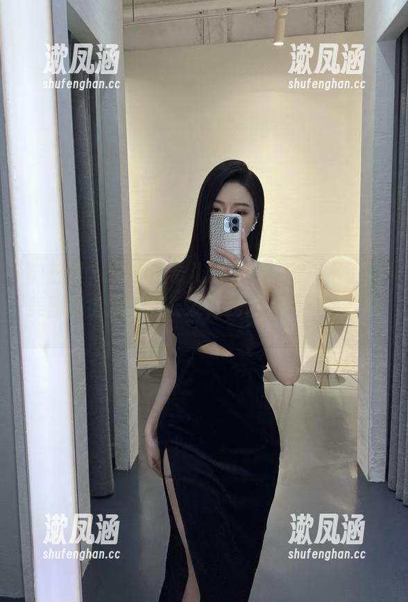 金希儿 微密圈 - 这位金希儿的瑜伽干得真不错,美图配上飘逸的长发,我都有点一头雾水。