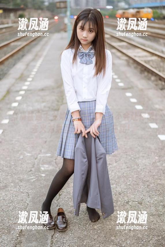 当镜酱遇上龙娘：这张写真会不会让你想去火龙果园探险？原图在此！