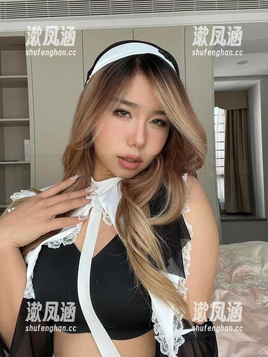 黑饱宝 微密圈 - 一点都不高冷的黑饱宝:紫色的高清套图里流露的微妙情绪。